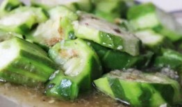 不如坐下吃瓜,瓜田笑谈间——不如坐下吃瓜