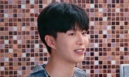 朱正廷吃瓜直播,揭秘娱乐圈幕后故事