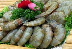 乡里乡亲吃瓜,共享瓜香时光